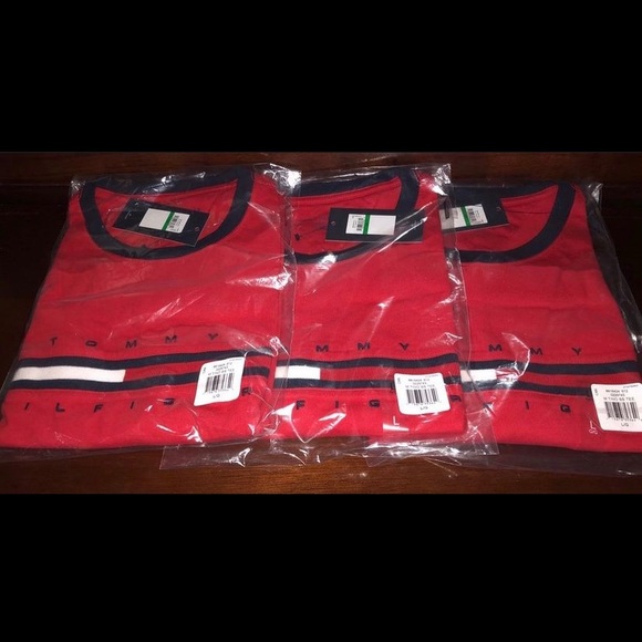 Tommy Hilfiger T Shirt (wrapped and ready) - Picture 2 of 2